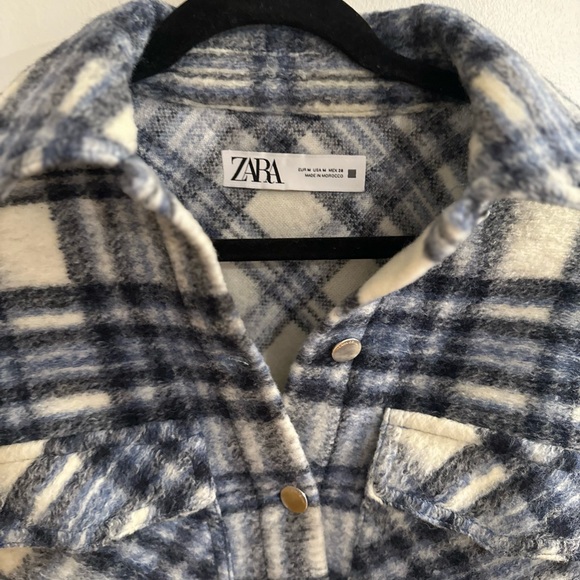 Zara Cropped Flanel Shacket - Picture 2 of 3